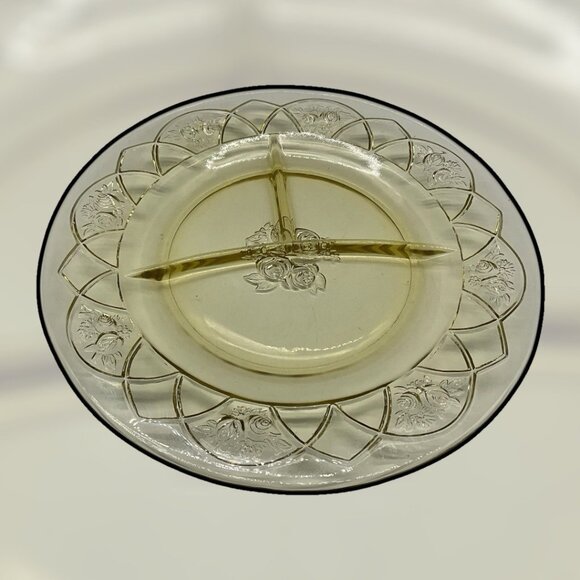 Yellow Depression Glass Plate Federal Glass Rosemary Divided Dish Amber MCM - Picture 6 of 16